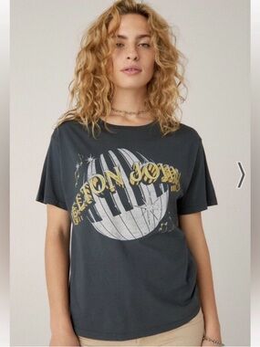 Daydreamer Elton John Piano Tee in Charcoal